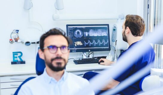 La Unidad Bucodental de Equipo de la Torre explica la técnica utilizada en pacientes con miedo al dentista