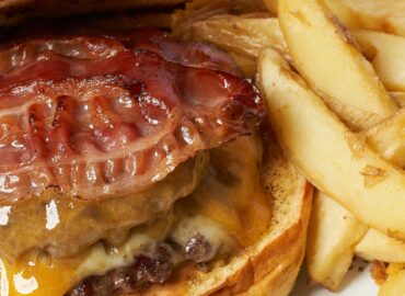 Las Smash Burgers ganan peso en la propuesta de La Pepita Burger Bar